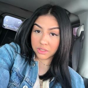 Meet your Posher, Ari